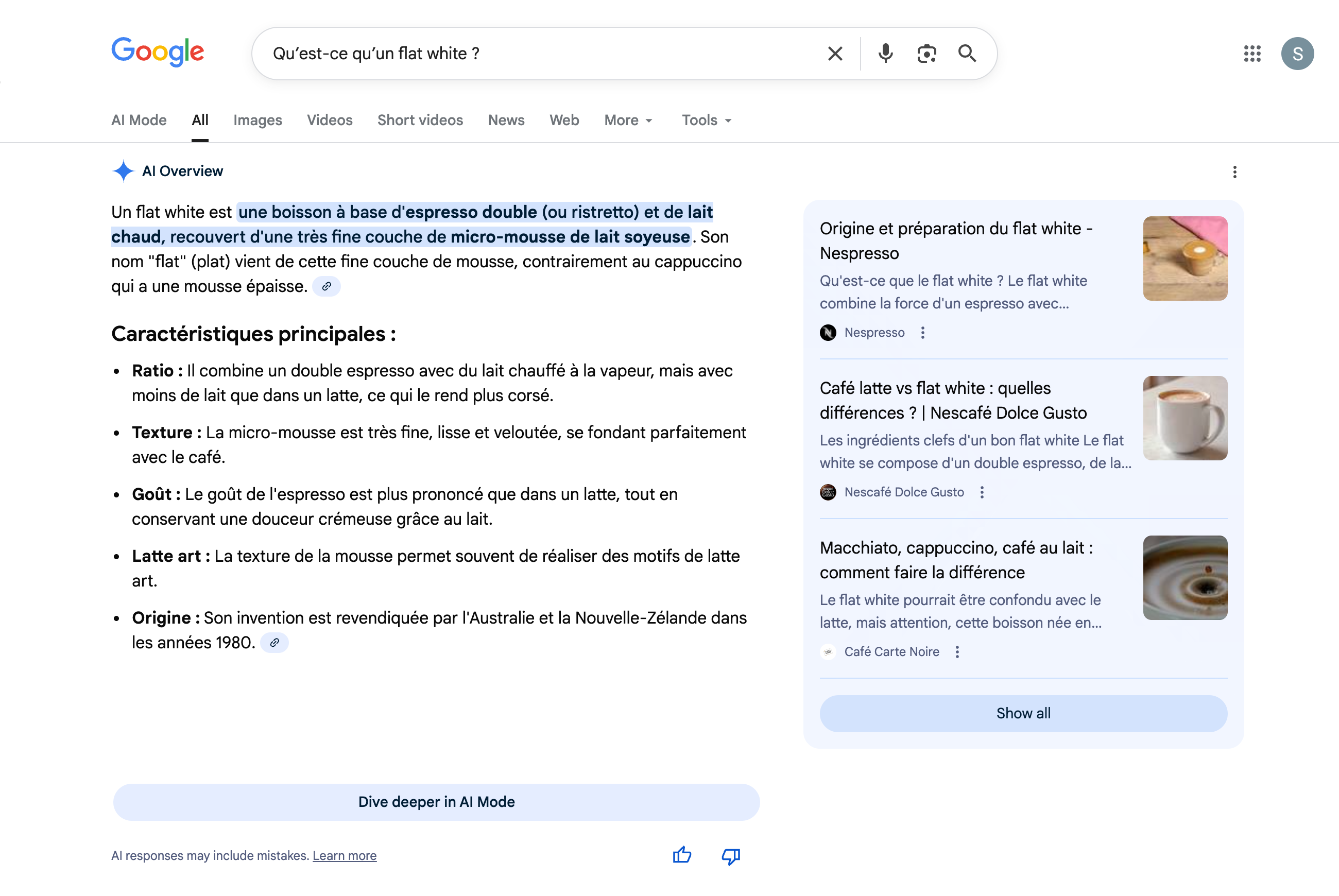 Google AI Overview explique la différence entre un flat white et un cappuccino.